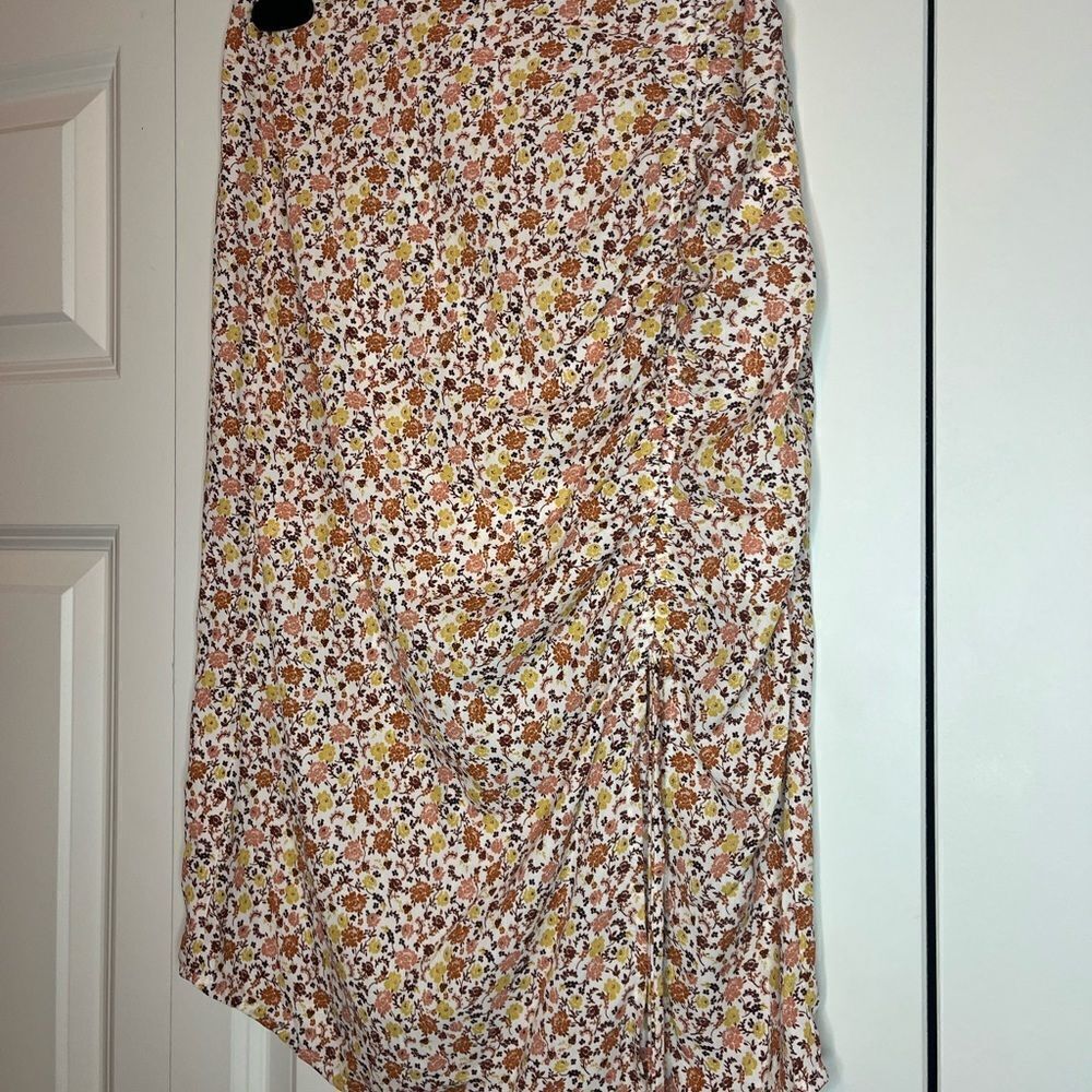 NWT SIENNA SKY FALL FLORAL SKIRT SIZE SMALL *Perfect for fall!* - Picture 7 of 9